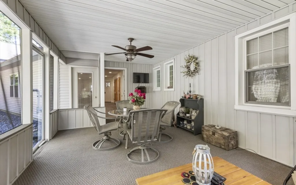 6fdcbd02769b15016c64d24d4007aa8cl-m1195347059rd-w1280_h960