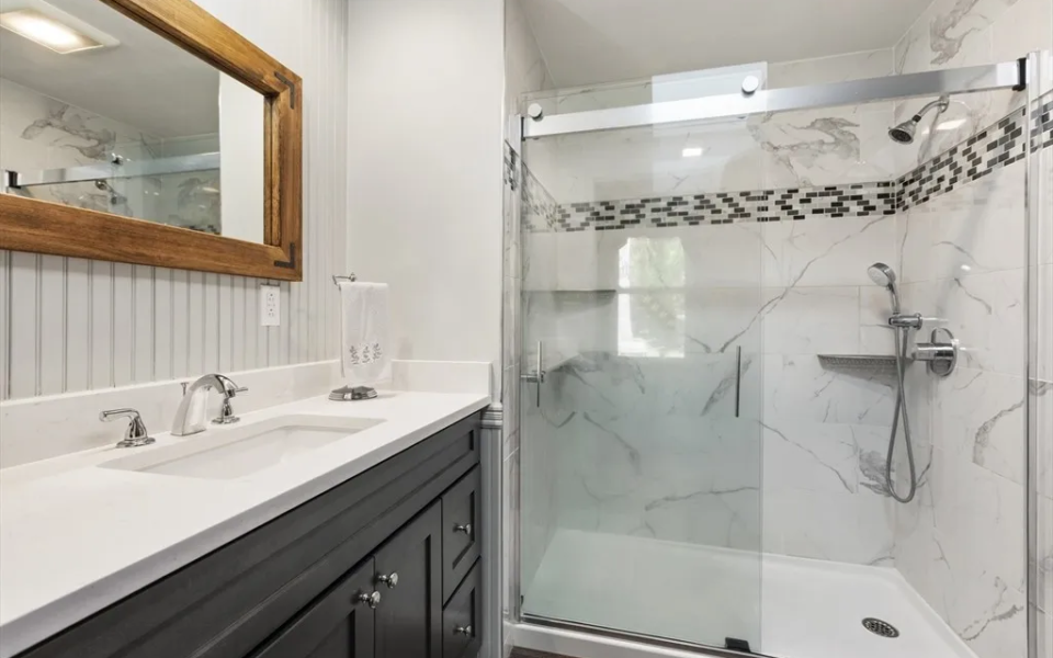 6fdcbd02769b15016c64d24d4007aa8cl-m2007929241rd-w1280_h960